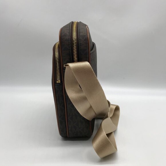 Michael kors Brown Monogram Canvas Jet Set Travel Crossbody Bag - Picture 3 of 11